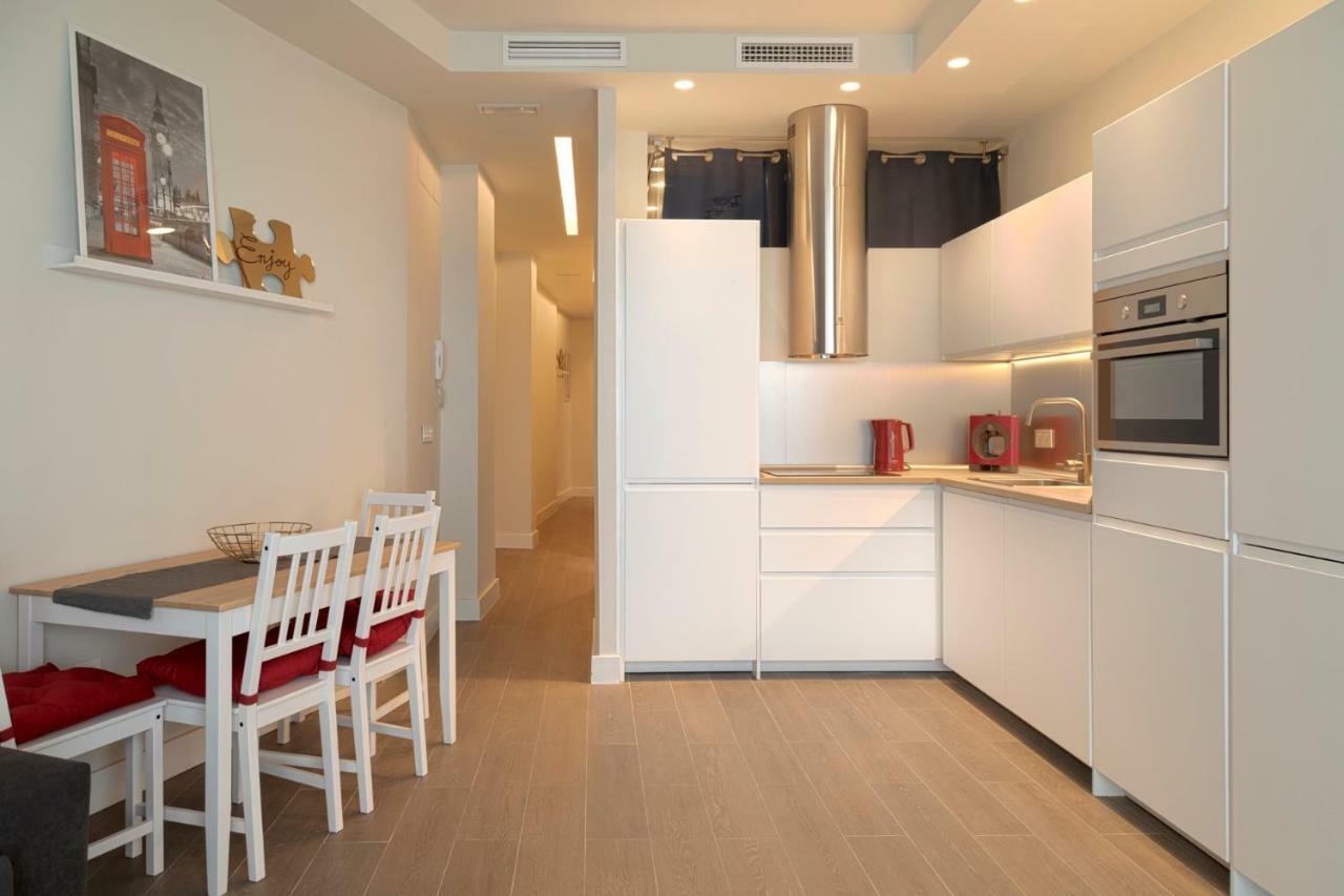 Suncity Teatro Premier Apartment Малага Екстериор снимка