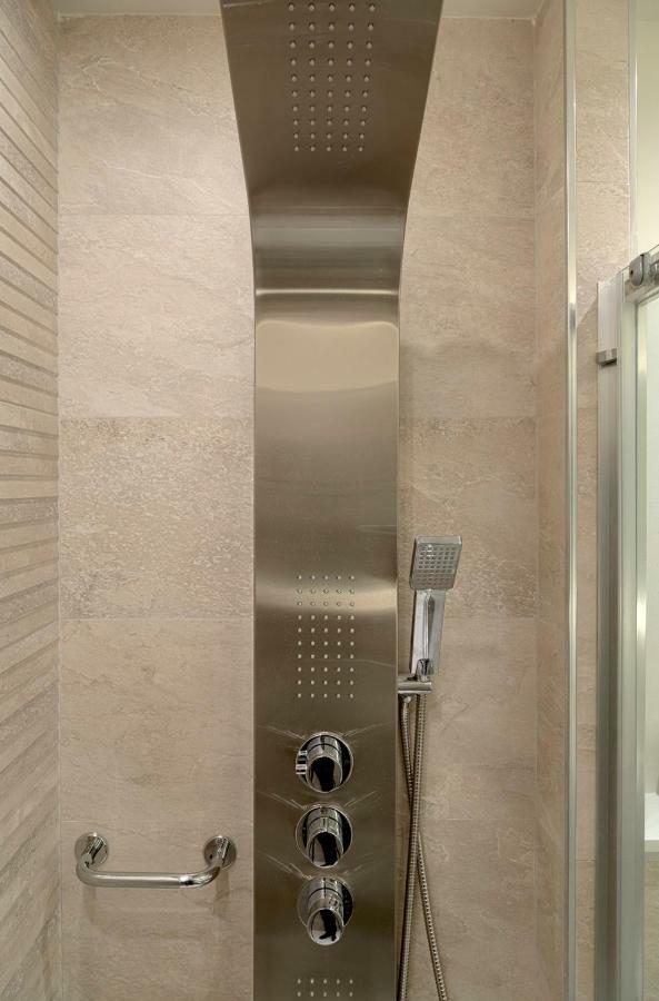 Suncity Teatro Premier Apartment Малага Екстериор снимка